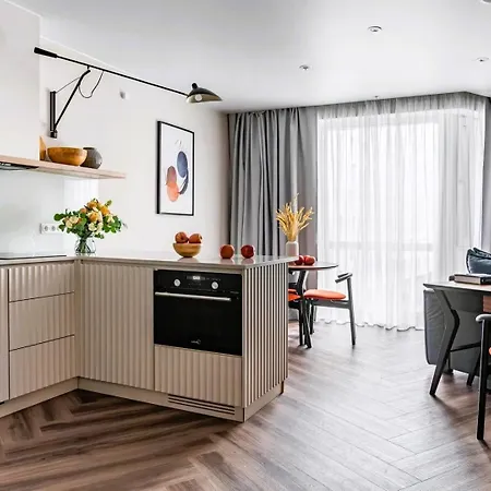 Spacious In 1br Parking&wifi Διαμέρισμα